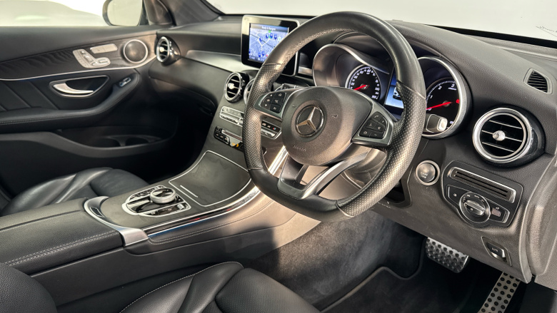 Mercedes-Benz GLC 220d 4Matic AMG Line Premium 5dr 9G-Tronic Diesel Estate